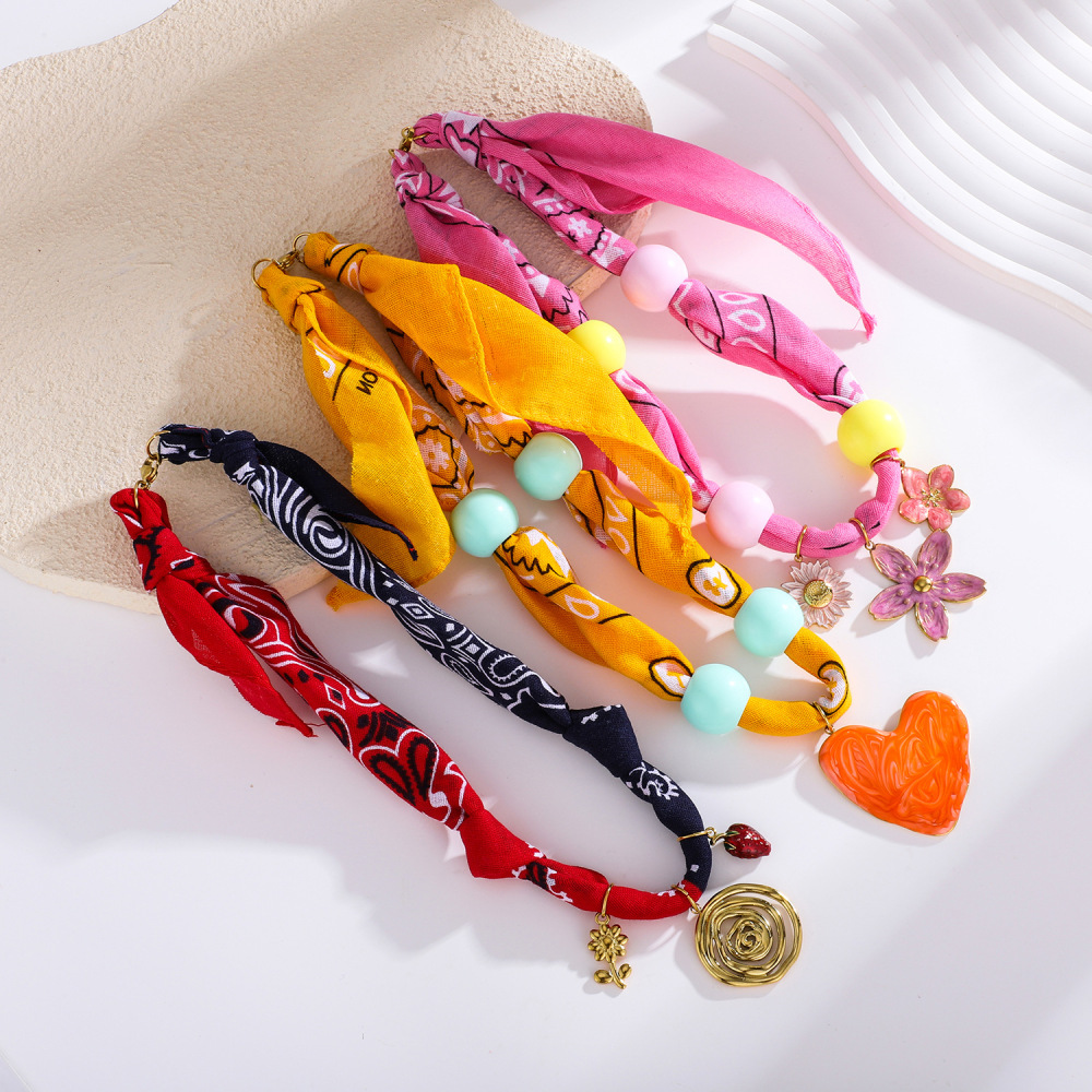 Collier Pendentif Femme Vivid Vacation Heart En Acier Inoxydable Étanche Couleur Or (1 Pièce) Image3