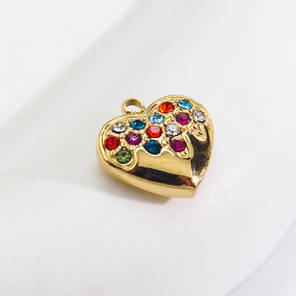 Pendentif Femme Luxueux Et Classique En Forme De Cœur, En Acier Inoxydable Étanche (1 Pièce) Image4