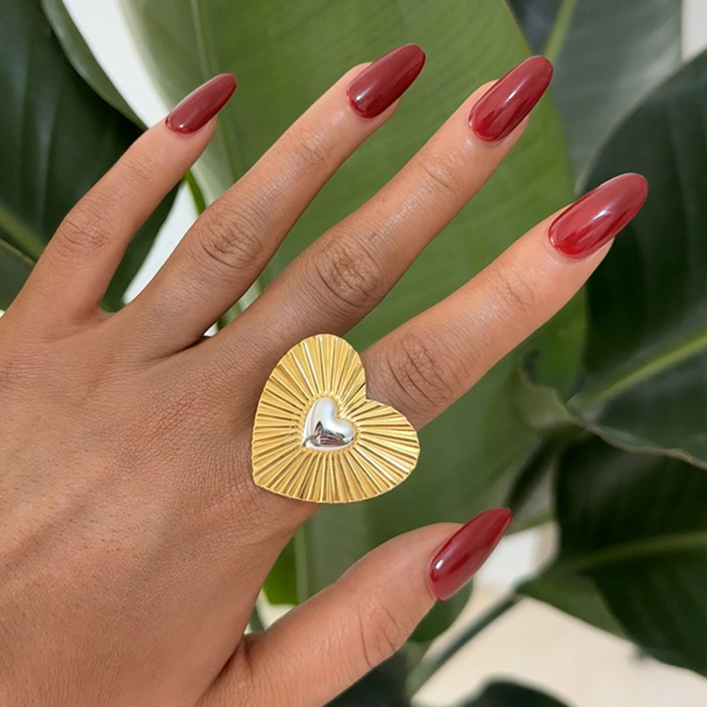 Bague Romantique Simple En Forme De Cœur, En Acier Inoxydable, Étanche (1 Pièce) Image9