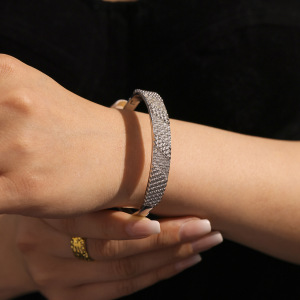 Bracelet Jonc Classique Rond Pour Femme, En Acier Inoxydable Étanche, Couleur Or (1 Pièce) h5 Image4