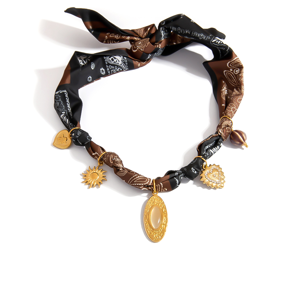 Collier Pendentif En Forme De Cœur Avec Écharpe 1 Pièce 