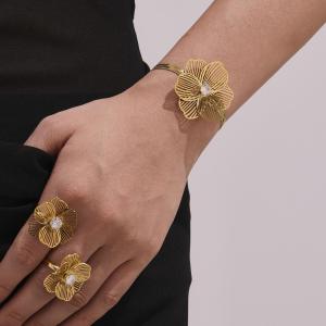 Ensemble De Bijoux Pour Femme En Acier Inoxydable Doré, Orné D'Un Zircon Et D'Une Fleur Classique (1 Pièce). h5 Image3
