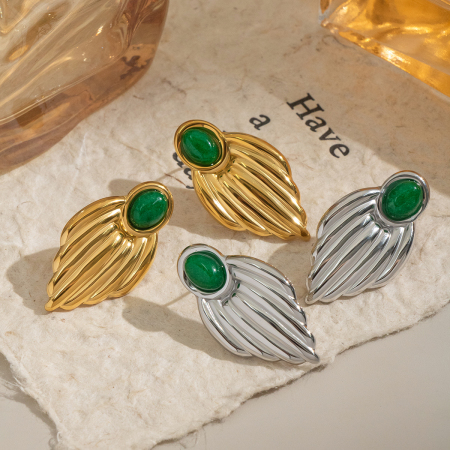 Boucles d'oreilles puces pour femme, style rétro simple, en acier inoxydable, couleur or, imperméables, avec motif feuille. 1 paire