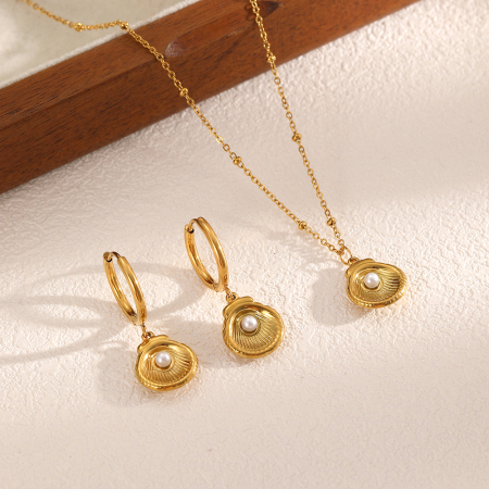 Collier pendentif en acier inoxydable doré, étanche, en forme de coquillage 2