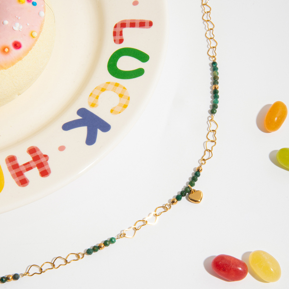 Collier Pendentif Élégant Pour Femme, En Acier Inoxydable, Couleur Or, Orné De Perles En Forme De Cœur (1 Pièce) Image4