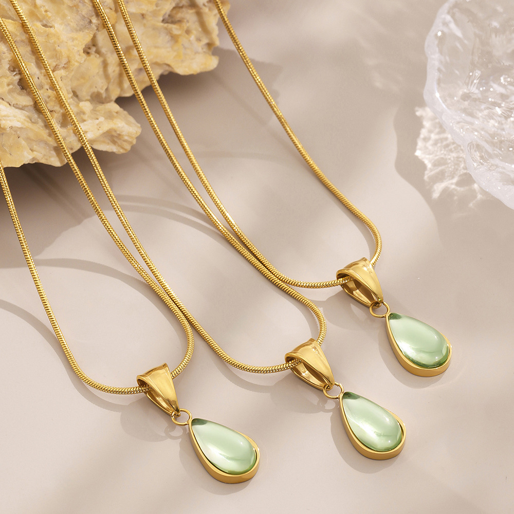 Collier Pendentif Femme En Acier Inoxydable Doré, Orné D'Une Goutte De Verre (1 Pièce) h5Image3