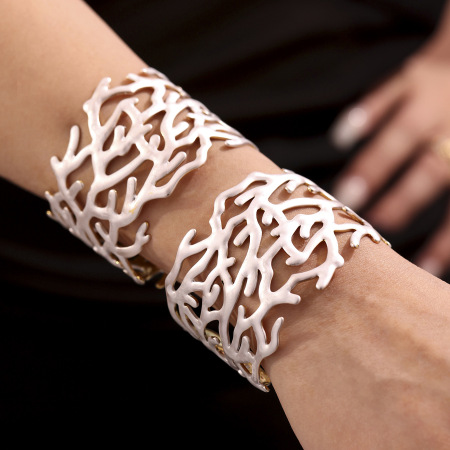 Bracelet classique pour femme en acier inoxydable, couleur or, couleur corail (1 pièce) 2