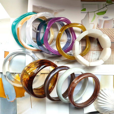 Bracelets pour femmes en acrylique, forme irrégulière rétro, couleur dégradée, collection Simple