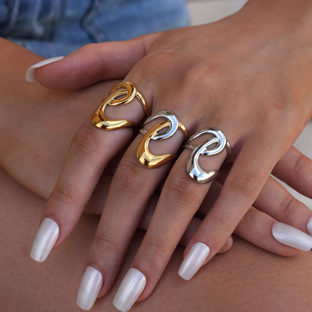 Bague minimaliste en acier inoxydable doré, étanche, collection Simple Series Casual Lines (1 pièce)