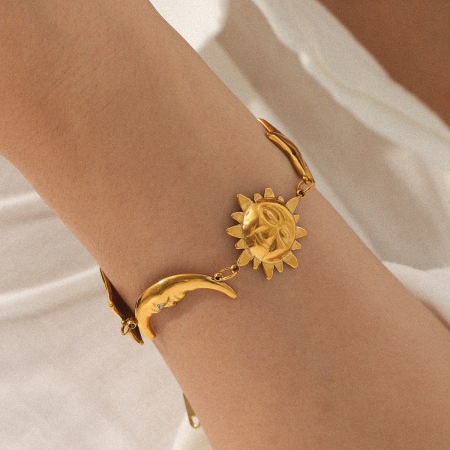 Bracelet classique lune et étoile en acier inoxydable étanche couleur or pour femme (1 pièce)