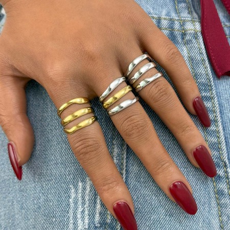 Bague minimaliste ronde simple et décontractée en acier inoxydable étanche couleur or (1 pièce)