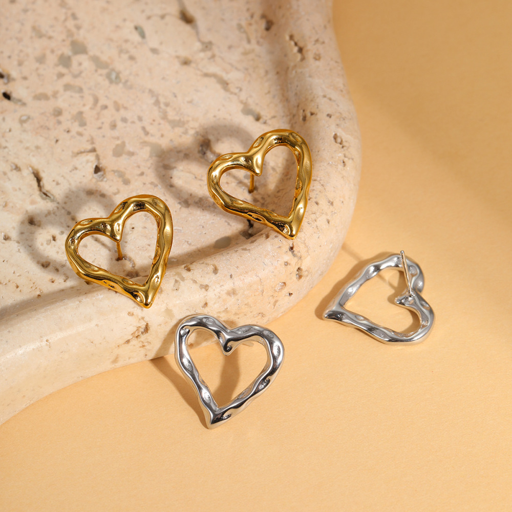 1 Paire De Boucles D'Oreilles Puces En Acier Inoxydable Doré, Étanches, En Forme De Cœur Image2