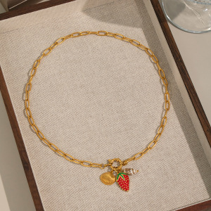 Collier Pendentif Fraise En Acier Inoxydable Étanche Couleur Or (1 Pièce) h5 Image4