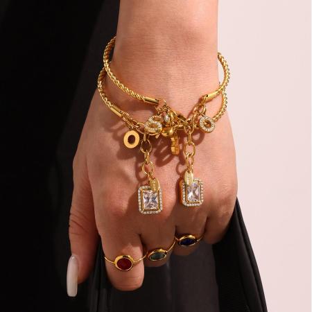 Bracelet à breloques pour femme, 1 pièce, rectangulaire, en acier inoxydable étanche, couleur or.