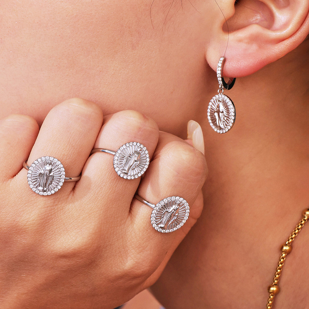 Ensemble De Bijoux Pour Femme Avec Figurine Rétro, En Acier Inoxydable, Étanche, Couleur Or Et Zircon. Image3