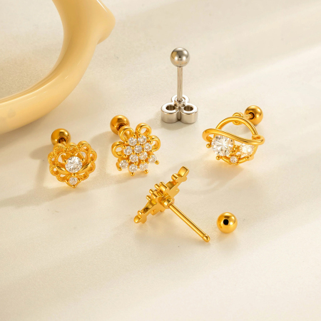 Boucle d'oreille piercing en forme de cœur en cuivre doré et zircon 2