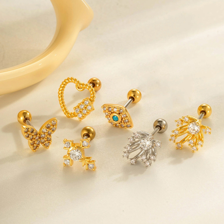 Boucle d'oreille piercing en forme de cœur en cuivre doré et zircon