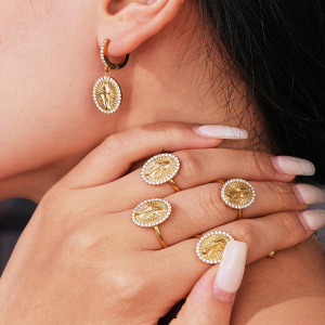 Ensemble De Bijoux Pour Femme Avec Figurine Rétro, En Acier Inoxydable, Étanche, Couleur Or Et Zircon. h5 Image5