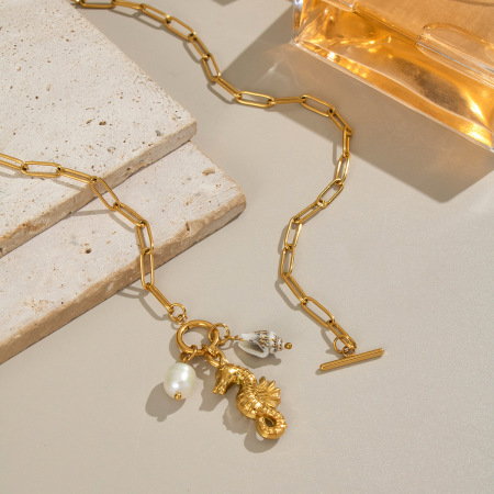 Collier pendentif cheval de mer en acier inoxydable étanche couleur or (1 pièce) 2