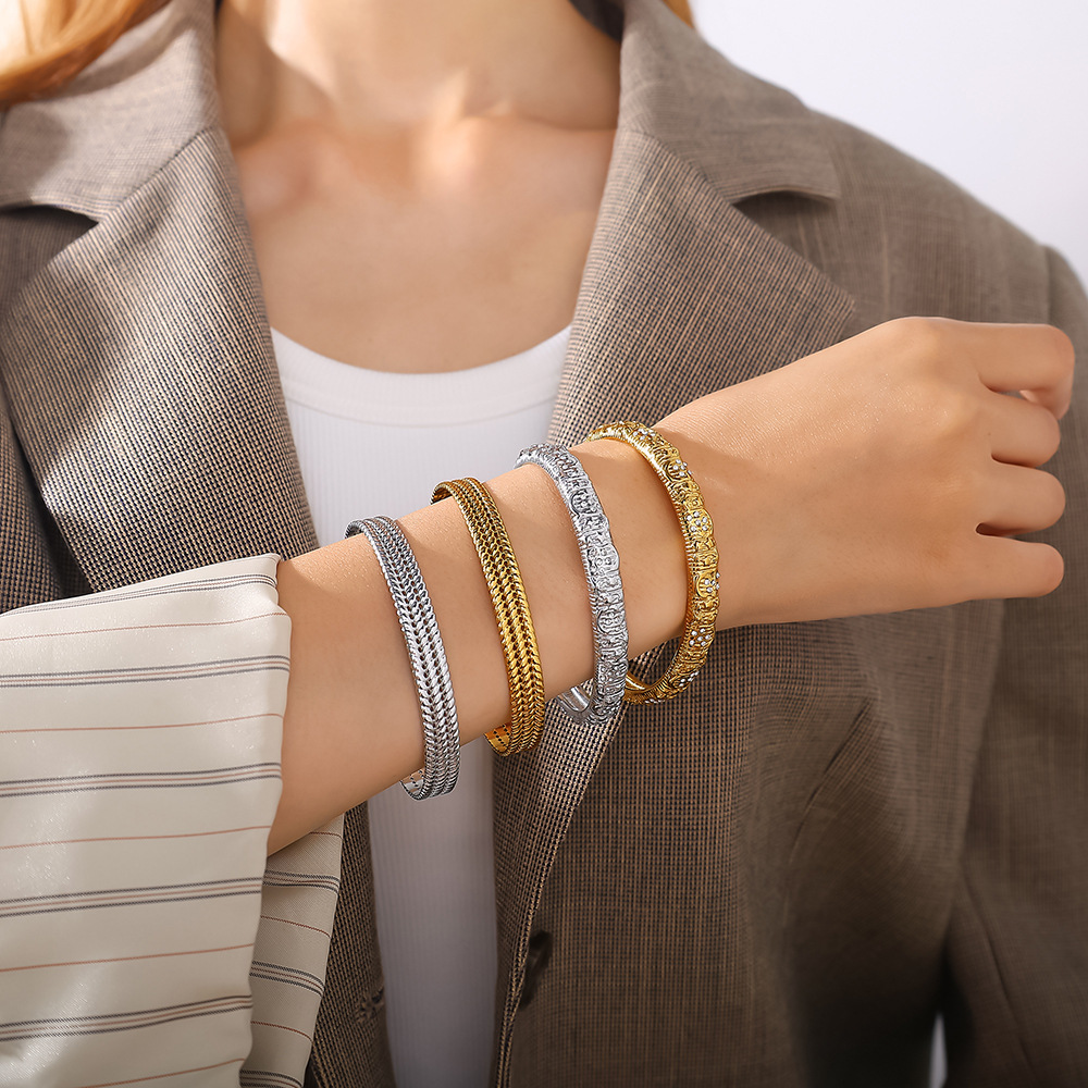 Bracelet Manchette Rétro Étanche En Acier Inoxydable (1 Pièce) Image4