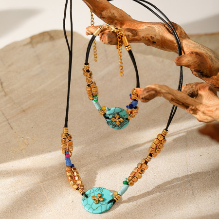 Ensemble de colliers en pierres naturelles de la série ethnique 2
