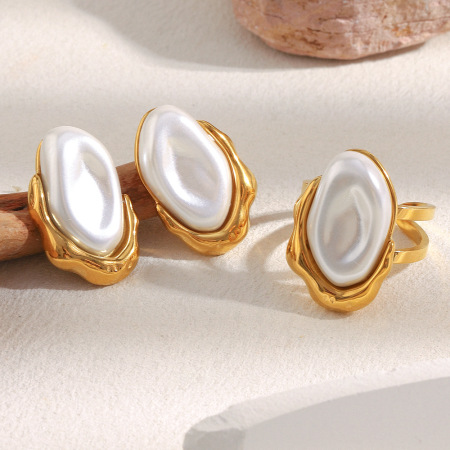 Bague simple et élégante en acier inoxydable pour femme, forme irrégulière, sertie de pierres précieuses