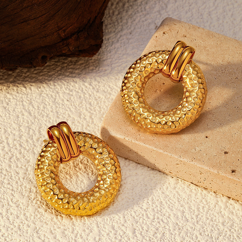 1 Paire De Boucles D'Oreilles À Clous Classiques En Acier Inoxydable Doré, Motif Martelé Image3