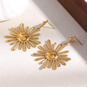Boucles D'Oreilles Pendantes Pour Femme, En Acier Inoxydable Doré, Imperméables, En Forme De Soleil (1 Paire). h5 Image5