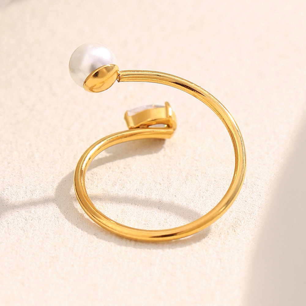 Bague Minimaliste Élégante Et Torsadée En Acier Inoxydable, Étanche, Couleur Or (1 Pièce) h5Image6