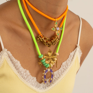 Collier Pendentif Femme En Acier Inoxydable Doré, Imperméable, En Forme De Fer À Cheval Tropical (1 Pièce) h5 Image2