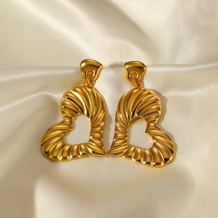 Boucles d'oreilles pendantes en acier inoxydable doré, étanches, en forme de cœur (1 paire) 2