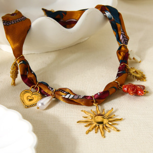 Collier Élégant Et Luxueux Avec Pendentif En Forme De Cœur Et De Soleil Pour Femme, 1 Pièce h5 Image4