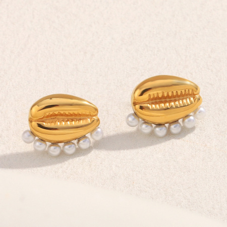 1 paire de boucles d'oreilles à clous en acier inoxydable doré, étanches, en forme de coquillage 2