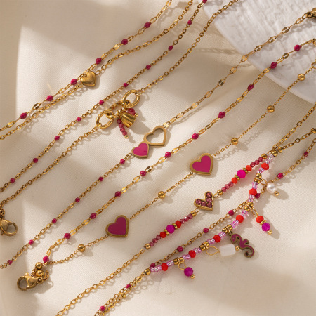 Bracelet à breloques en acier inoxydable doré, étanche, avec pendentif cœur, collection romantique (1 pièce).