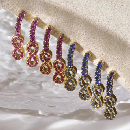 1 paire de boucles d'oreilles puces luxueuses en forme d'infini, en acier inoxydable étanche, couleur or, avec zircon.