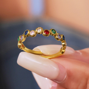 Bague Pour Femme En Acier Inoxydable Doré, Ornée D'Un Zircon Et D'Une Pierre Précieuse, Ornée D'Un Cercle Exquis (1 Pièce). h5 Image4