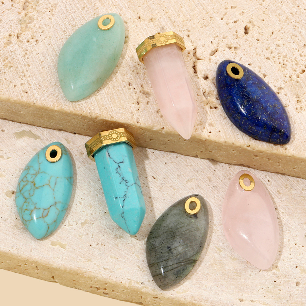 Pendentif Pour Femme En Pierres Naturelles De Forme Irrégulière, 1 Pièce Image4