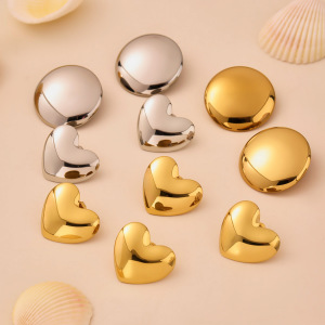 Boucles D'Oreilles Puces Minimalistes En Forme De Cœur, En Acier Inoxydable Étanche, Couleur Or, Pour Femme (1 Paire) h5 Image2
