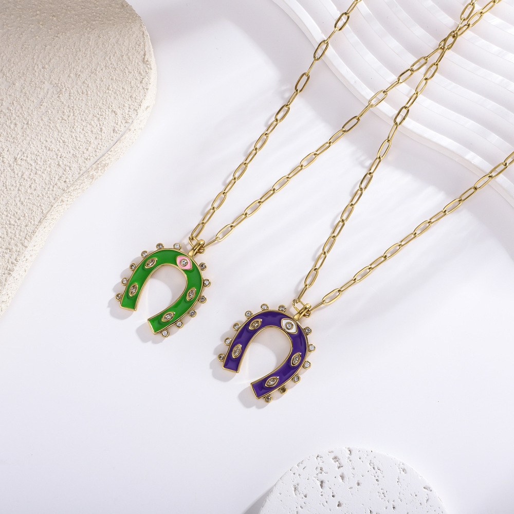 Collier Pendentif Rétro En Forme De Fer À Cheval, En Acier Inoxydable Étanche, Couleur Or, Pour Femme (1 Pièce) Image5