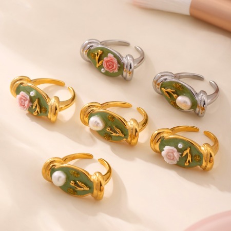 Bague tendance en acier inoxydable doré, couleur or, collection romantique, motif floral (1 pièce).
