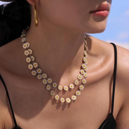 Ensemble de colliers pour femmes Sweet Daisy en acier inoxydable étanche couleur or (1 pièce)