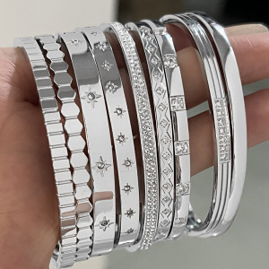 Bracelets Classiques Pour Femmes En Acier Inoxydable Imperméable Et Strass h5 Image3
