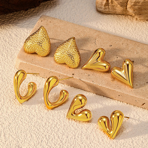 Boucles D'Oreilles Puces Romantiques Et Élégantes En Forme De Cœur, En Acier Inoxydable Étanche, Couleur Or, Pour Femmes h5 Image2