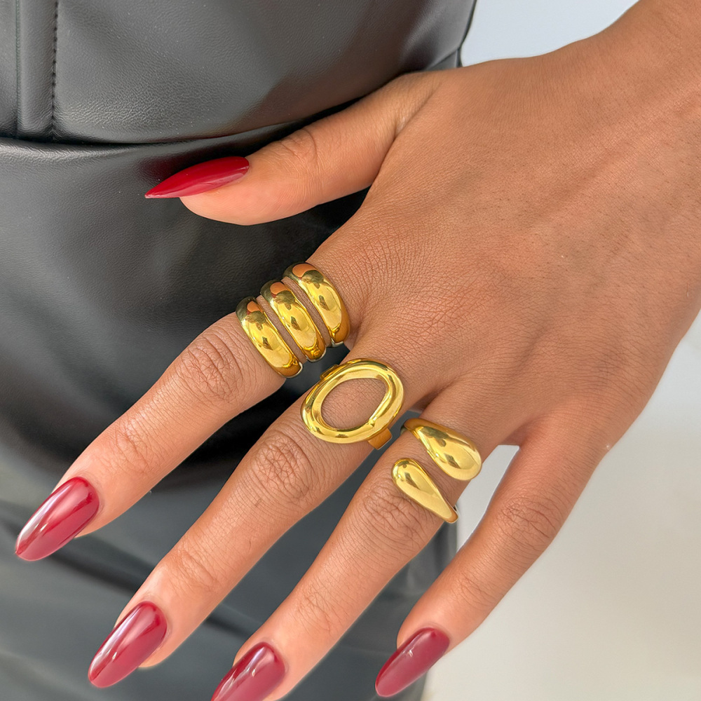 Bague Tendance En Acier Inoxydable Doré, Forme Simple Et Irrégulière (1 Pièce), Étanche. Image5