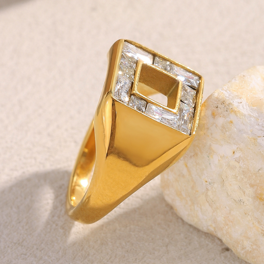 Bague De Luxe Rectangulaire Pour Tous Les Jours, En Acier Inoxydable Étanche, Couleur Or (1 Pièce). Image3