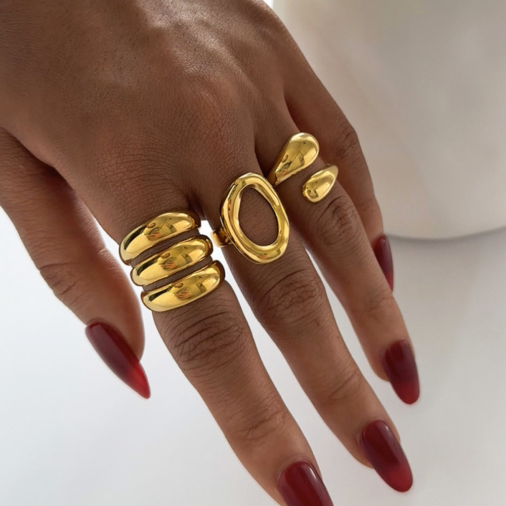 Bague Tendance En Acier Inoxydable Doré, Forme Simple Et Irrégulière (1 Pièce), Étanche. Image4