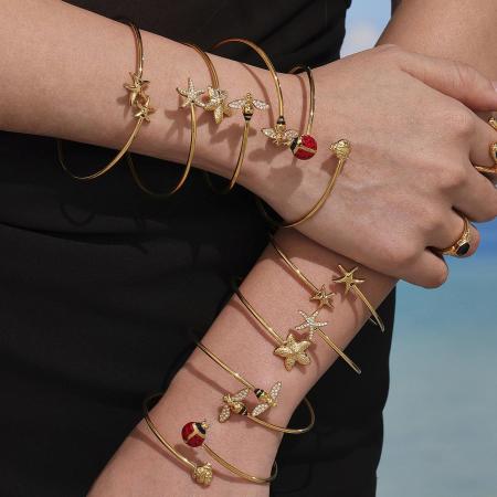 Bracelet jonc délicat en acier inoxydable, imperméable, couleur or, orné de zircon et d'un motif d'insectes (1 pièce)
