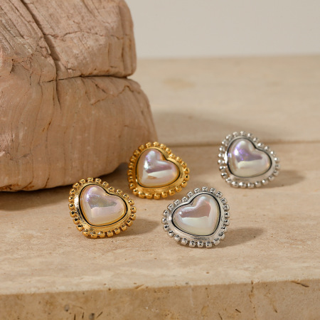 Boucles d'oreilles puces Sweet Heart en acier inoxydable étanche couleur or pour femmes