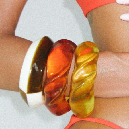 1 bracelet de luxe pour femme, style rétro, couleur unie, en résine, couleurs mélangées