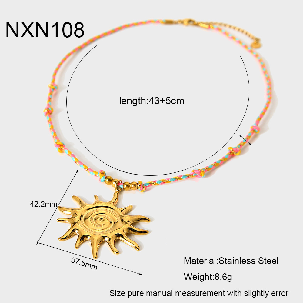 1 Paire De Colliers Pendentifs Rétro Soleil/Lune En Acier Inoxydable Étanches De La Série Classique Pour Femmes 